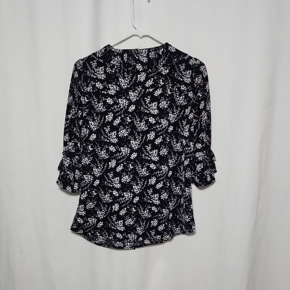 Allegra K Women's Elegant Black and White Patterned Blouse - Picture 6 of 7